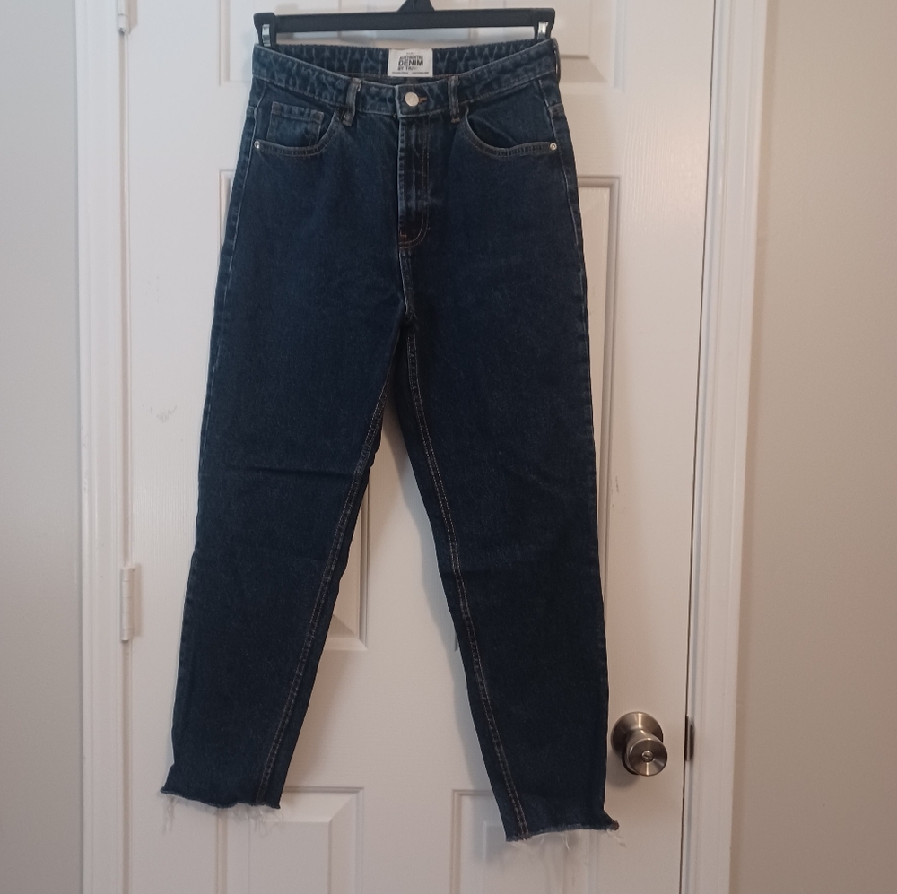 Zara high Rise Cropped Barrel Jeans Sz 8 28x26